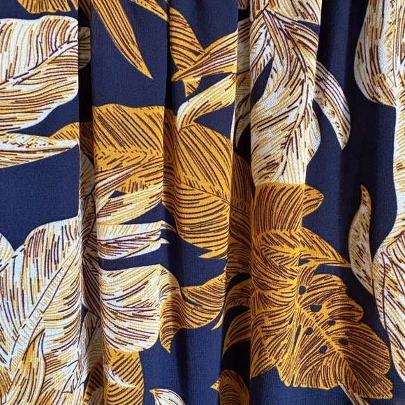Forever 21 Navy, Mustard & Cream Leaf-Print Maxi Dress - Picture 3 of 3
